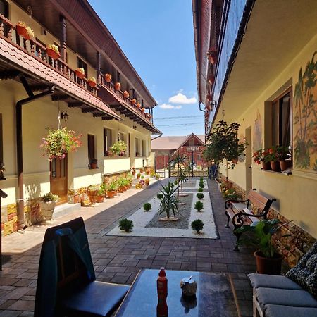 Готель Casa Luca Симбета-де-Сус Екстер'єр фото