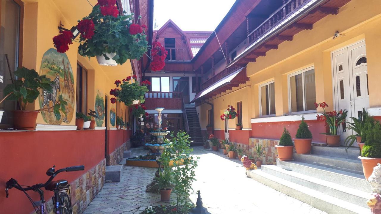 Готель Casa Luca Симбета-де-Сус Екстер'єр фото